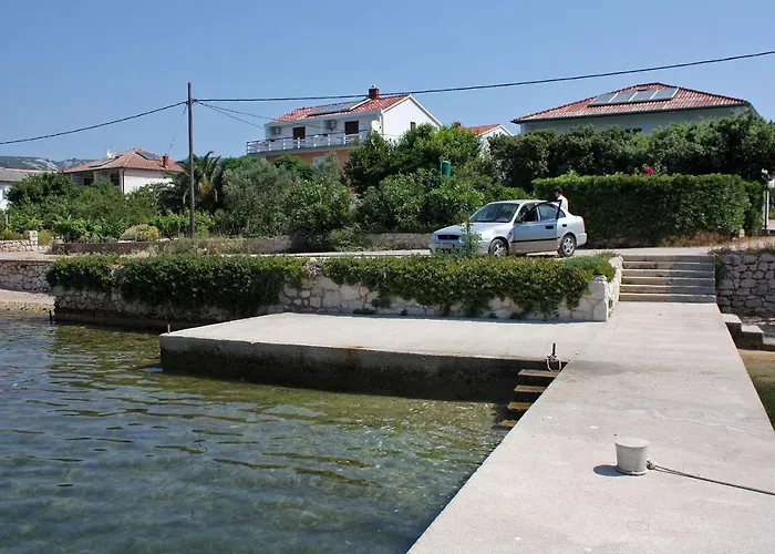 Family-friendly With Swimming Pool Barbat, Rab - 4951 Apartman Barbat na Rabu