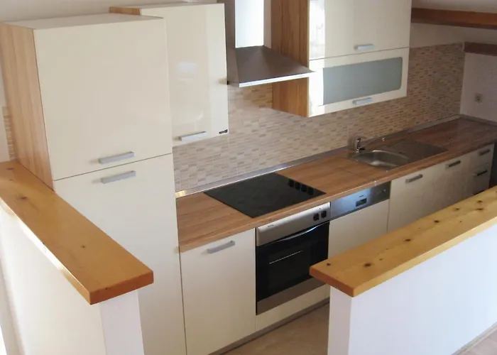 Family-friendly With Swimming Pool Barbat, Rab - 4951 Apartman Barbat na Rabu