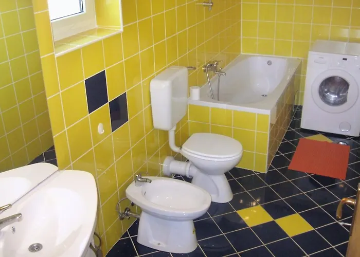 Apartman Family-friendly With Swimming Pool Barbat, Rab - 4951