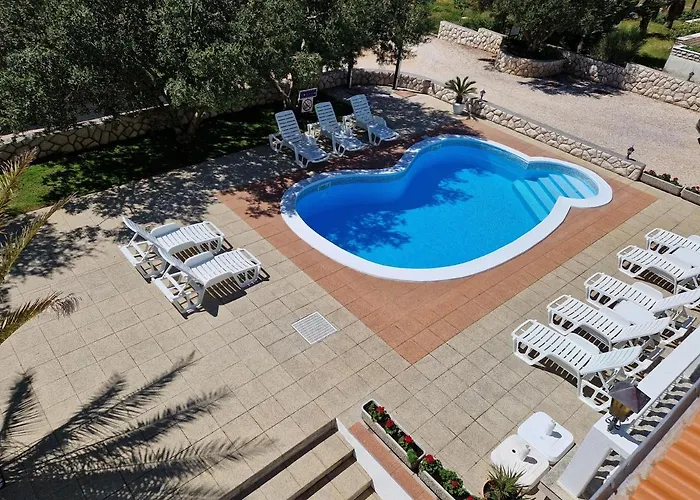 Family-friendly With Swimming Pool Barbat, Rab - 4951 * Barbat na Rabu