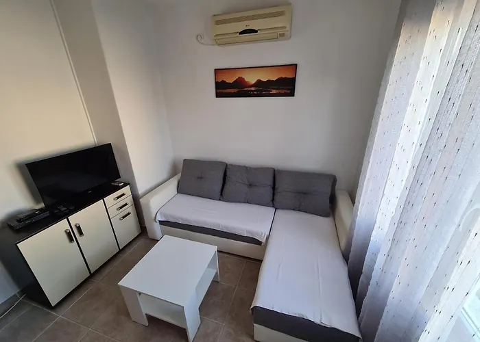 Family-friendly With Swimming Pool Barbat, Rab - 4951 * Barbat na Rabu