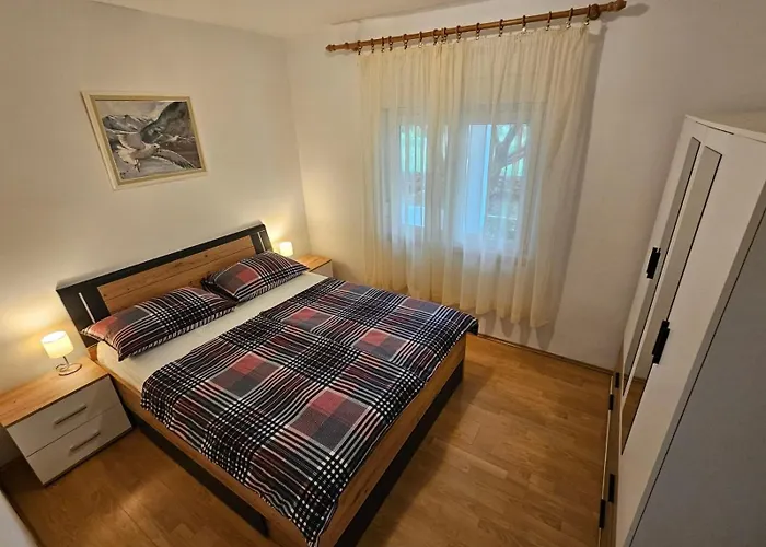 Family-friendly With Swimming Pool Barbat, Rab - 4951 Apartman Barbat na Rabu