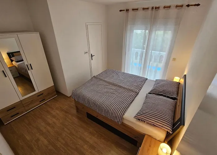 Family-friendly With Swimming Pool Barbat, Rab - 4951 Apartman