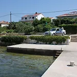 Family-friendly With Swimming Pool Barbat, Rab - 4951 公寓 Barbat na Rabu