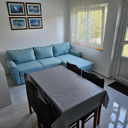 Seaside With A Swimming Pool Barbat, Rab - 4951 Barbat na Rabu
